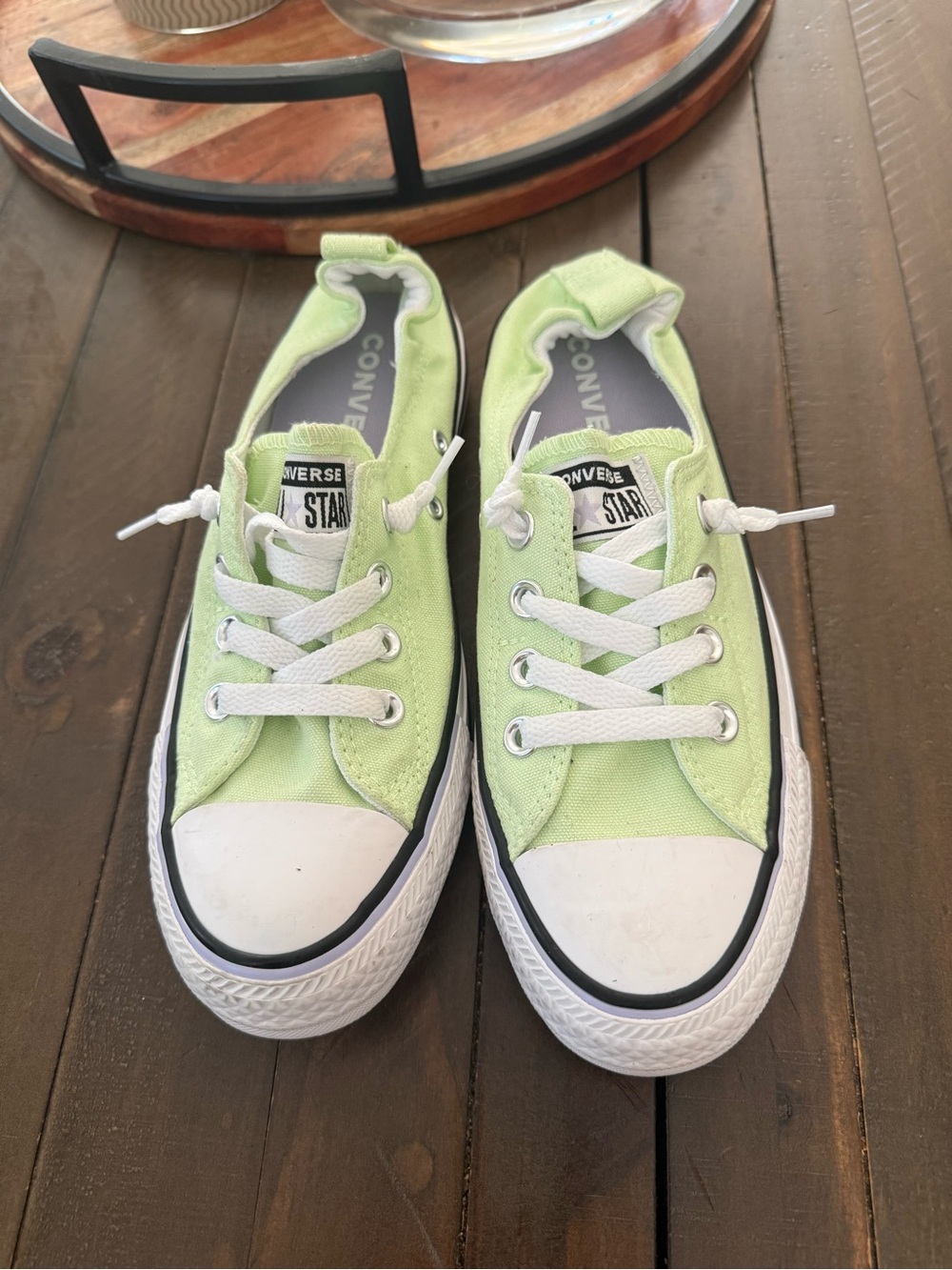 Converse  women sz 7.5 Chuck Taylor All Star Low Top Sneakers - Light Green